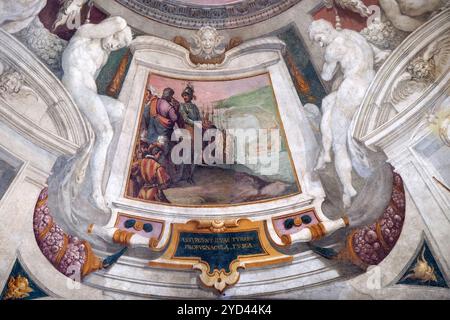 Episoden des Lebens von Cosimo i de 'Medici Fresko von Bernardino Poccetti Ospedale degli Innocenti - Außenhalle, Florenz, Stockfoto