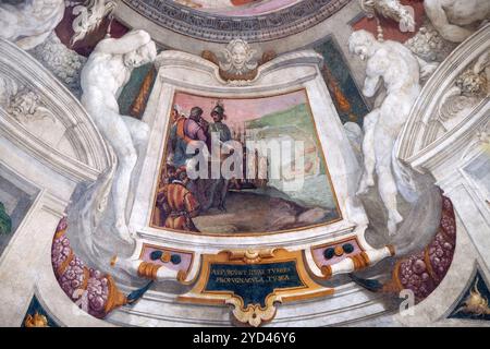 Episoden des Lebens von Cosimo i de 'Medici Fresko von Bernardino Poccetti Ospedale degli Innocenti - Außenhalle, Florenz, Stockfoto