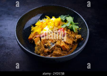 Traditionelles indisches Gemüsecurry mit Süßkartoffeln Stockfoto