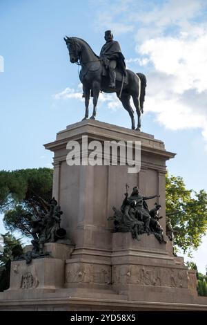 Das Denkmal für Giuseppe Garibaldi, eine Reiterstatue auf dem höchsten Punkt des Janiculum-Hügels auf der Piazza Garibaldi. Rom, Italien Stockfoto