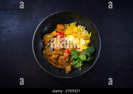 Traditionelles indisches Gemüsecurry mit Süßkartoffeln Stockfoto