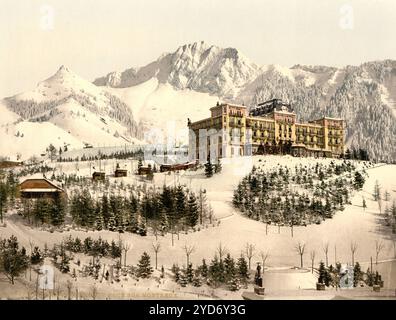 Rochers de Naye und Hotel de Caux im Winter, Genfer See, Schweiz, Historische, digital restaurierte Reproduktion eines Originals aus dem 19. Jahrhunde Stockfoto