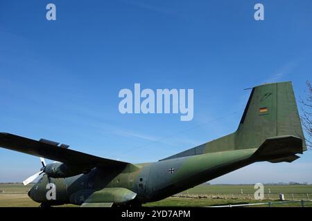 Transall C-160 auf dem Ballenstedt Flugplatz, Deutschland Stockfoto