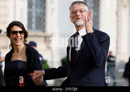 Foto Cecilia Fabiano/LaPresse 01 &#x2013;6 -2023 Roma, Italia - Politica - Festa della Repubblica , Quirinale Ricevimento serale - Nella Foto : Alessandro Giuli, Valeria FalcioniJune 01 , 2023 Rom, Italien - Politik - Tag der Republik, Quirinale Beleg im Foto : Alessandro Giuli, Valeria Falcioni Stockfoto