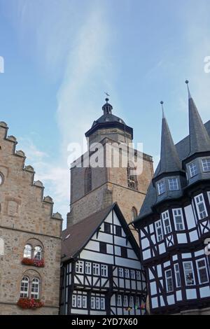 Walpurgiskirche und Rathaus in Alsfeld Stockfoto