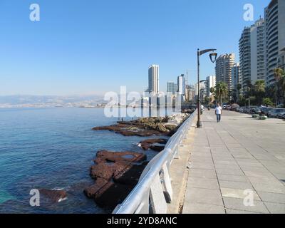 Beirut, Libanon. Oktober 2024. Daily Life in Beirut, Libanon, 25. Oktober 2024. (Foto: Elisa Gestri/SIPA USA) Credit: SIPA USA/Alamy Live News Stockfoto