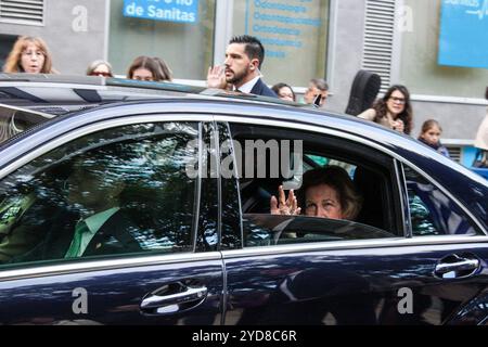 Oviedo, Spanien. Oktober 2024. Die emeritierte Königin Sofia nimmt wie traditionell an den Prinzessin von Asturien-Preisen Teil. Quelle: Javier Fernández Santiago/Alamy Live News Stockfoto