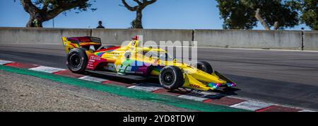 ALEX PALOU (10) aus Barcelona, Spanien, übt für den Firestone Grand Prix von Monterey auf dem WeatherTech Raceway Laguna Seca in Salinas, CA. Stockfoto