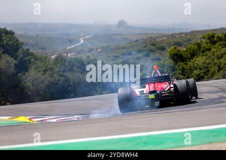 LUCA GHIOTTO (R) (51) aus Arzignano, Italien, übt für den Firestone Grand Prix von Monterey auf dem WeatherTech Raceway Laguna Seca in Salinas, CA. Stockfoto