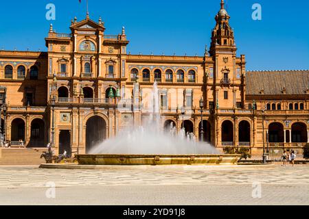 Vicente Traver Brunnen, Plaza de Espana (spanischer Platz), Sevilla, Andalusien, Spanien. Stockfoto