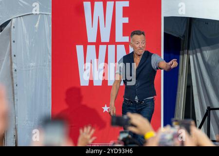 Bruce Springsteen tritt am Donnerstag in Atlanta auf einer von Vip.A. Harris gestalteten Wahlkampfveranstaltung mit dem ehemaligen Präsidenten Barack Obama auf. Harris wurde Mitglied Stockfoto