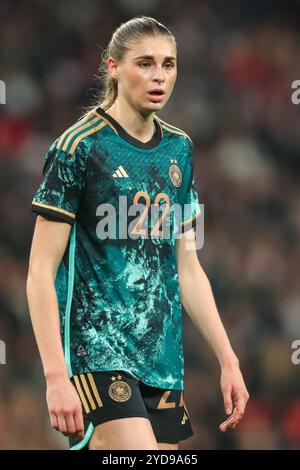 London, Großbritannien. Oktober 2024. Jule Brand aus Deutschland während des Internationalen Freundschaftsspiels England Women vs Germany Women im Wembley Stadium, London, Großbritannien, 25. Oktober 2024 (Foto: Izzy Poles/News Images) in London, Großbritannien, 25.10.2024. (Foto: Izzy Poles/News Images/SIPA USA) Credit: SIPA USA/Alamy Live News Stockfoto