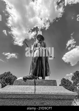 Das legendäre Bunker Hill Monument: Symbol der Revolutionären Tapferkeit und des Nationalerbes in Boston Stockfoto