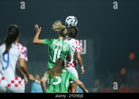 Varazdin, Kroatien. Oktober 2024. Erstes Spiel der Zusatzqualifikation für die Fußball-Europameisterschaft der Frauen zwischen Kroatien und Nordirland im Andjelko Herjavec-Stadion in Varazdin, Kroatien, am 25. Oktober 2024. Foto: Luka Batelic/PIXSELL Credit: Pixsell/Alamy Live News Stockfoto