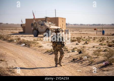 Ein US-Army-Soldat aus der Charlie Company, 1. Bataillon, 181. Infanterieregiment, 44. Infanterie-Brigade-Kampfteam, der Combined Joint Task F zugewiesen wurde Stockfoto