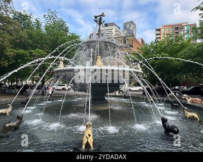 Hundebrunnen im Berczy Park in Toronto, Kanada Stockfoto