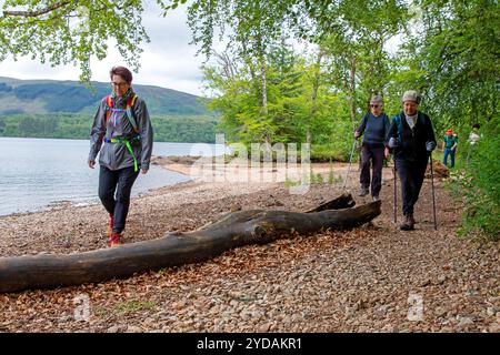 Wanderer auf dem Great Glen Way um Loch Lochy Stockfoto