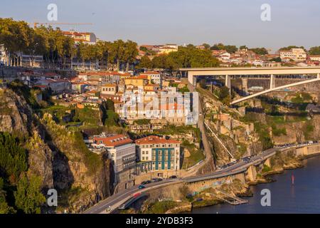 Ponte Infante Don Henrique Brücke (Infante Brücke), Porto, Portugal. Stockfoto