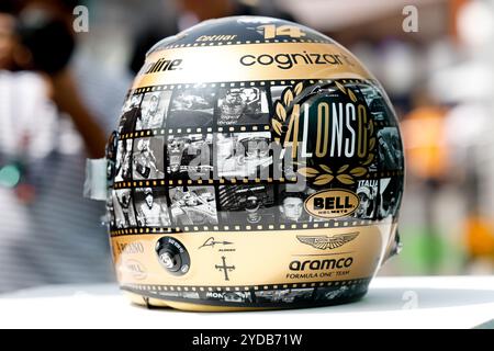 Mexiko-Stadt, Mexiko. Oktober 2024. ALONSO Fernando (Spa), Aston Martin F1 Team AMR24, 400. Rennen Helm, Casque, während der Formel 1 Gran Premio de la Ciudad de Mexico 2024, 20. Runde der Formel-1-Weltmeisterschaft 2024 vom 25. Bis 27. Oktober 2024 auf dem Autodromo Hermanos Rodriguez in Mexiko-Stadt, Mexiko - Foto DPPI Credit: DPPI Media/Alamy Live News Stockfoto