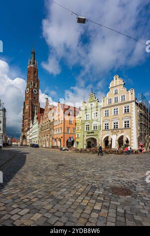 Blick auf die St.-Martin-Kirche in Landshut, Deutschland. Stockfoto