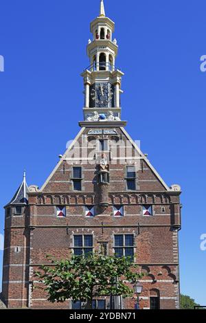 Historischer Hoofdtoren Verteidigungsturm im Hafen von Hoorn am Markermeer, Teil des IJsselmeers, Provinz Nordholland, Westfriesland Stockfoto