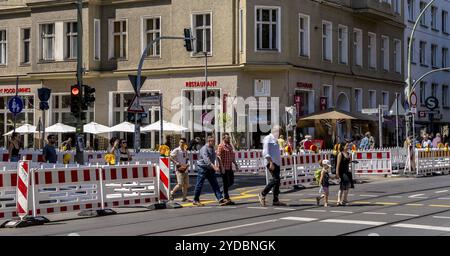 Baustellen und Absperrungen, Oranienburger Straße, Berlin-Mitte, Deutschland, Europa Stockfoto