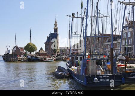 Hoofdtoren Hafen und historischer Verteidigungsturm von Hoorn, Markermeer, Teil des IJsselmeers, Provinz Nordholland, Westfriesland, Niederlande Stockfoto