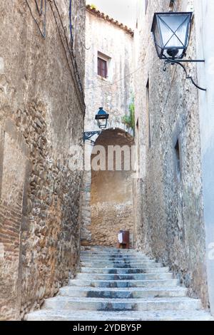 Escola Pia Straße - Carrer de l'Escola Pia - im jüdischen Viertel El Call, Girona, Spanien Stockfoto