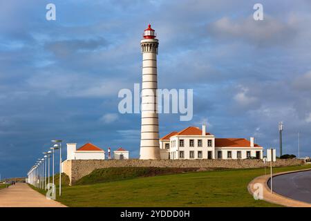 Leuchtturm Leca, Matosinhos, Distrikt Porto, Portugal - Farol de Leca oder Farol da Boa Nova (Baujahr 1926) Stockfoto