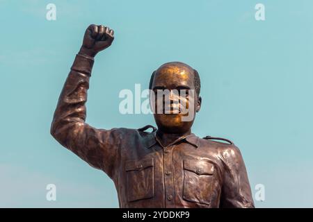 Statue von Eduardo Mondlane, afrikanischer Revolutionär und Gründer der mosambikanischen Liberarion Front (FRELIMO) Stockfoto