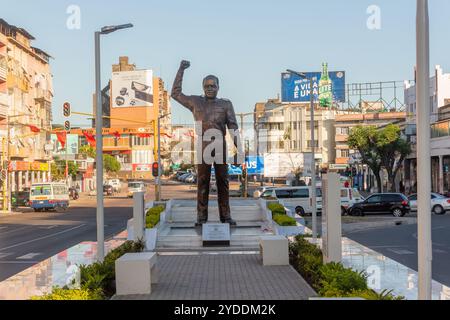 Statue von Eduardo Mondlane, afrikanischer Revolutionär und Gründer der mosambikanischen Liberarion Front (FRELIMO) Stockfoto