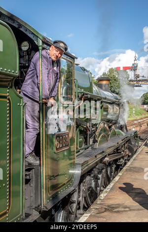 BR 'Hall' 4-6-0 No. 6989 'Wightwick Hall', Horsted Keynes, Bluebell Railway, East Sussex, England, UK Stockfoto