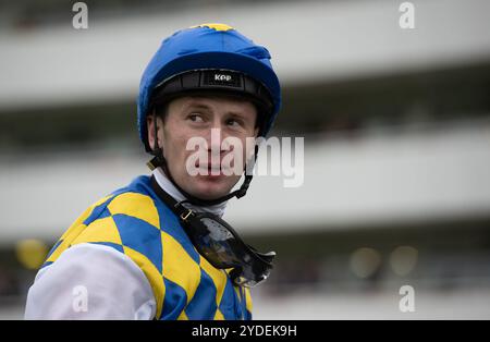 Doncaster, Vereinigtes Königreich. Samstag, 26. Oktober 2024. La Bellota und Oisin Murphy gewinnen die William Hill Prospect Stakes für Trainer John Ryan und Eigentümer Gerry McGladery. Credit JTW equine Images / Alamy Live News Stockfoto