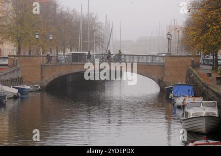 Kopenhagen/Dänemark/26. Oktober 2024/Christianshavn-Kanal am amager isalnd christen in der dänischen Hauptstadt Kopenhagen. Foto. Bilder von Francis Joseph Dean/Dean sind nicht für kommerzielle Zwecke bestimmt Stockfoto