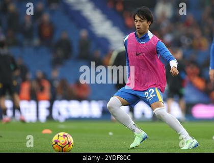 Brighton und Hove, Großbritannien. Oktober 2024. Kaoru Mitoma aus Brighton und Hove Albion wärmt sich vor dem Premier League Spiel im AMEX Stadium, Brighton und Hove auf. Der Bildnachweis sollte lauten: Paul Terry/Sportimage Credit: Sportimage Ltd/Alamy Live News Stockfoto