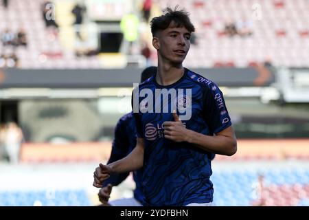 Leeds, Großbritannien. Oktober 2024. Turf Moor, Bunrley, England, 26. Oktober 2024: Kieran Morgan (21 QPR) vor dem EFL Sky Bet Championship-Spiel zwischen Burnley und Queens Park Rangers am 26. Oktober 2024. (Sean Chandler/SPP) Credit: SPP Sport Press Photo. /Alamy Live News Stockfoto