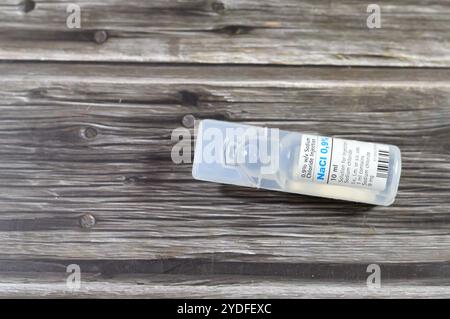 Kairo, Ägypten, 4. Oktober 2024: 10 ml NaCl-Natriumchlorid-Injektion, Lösung zur intravenösen, intramuskulären und subkutanen Anwendung Stockfoto