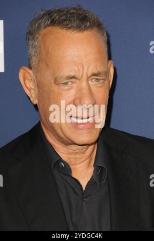 Los Angeles, USA. Oktober 2024. Tom Hanks beim AFI fest 2024 „Here“ World Premiere Screening im TCL Chinese Theatre, Los Angeles, CA, 25. Oktober 2024. Foto: Joseph Martinez/PictureLux Credit: PictureLux/The Hollywood Archive/Alamy Live News Stockfoto