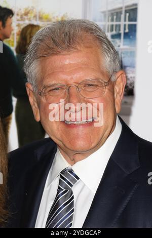 Los Angeles, USA. Oktober 2024. Robert Zemeckis beim AFI fest 2024 „Here“ World Premiere Screening im TCL Chinese Theatre, Los Angeles, CA, 25. Oktober 2024. Foto: Joseph Martinez/PictureLux Credit: PictureLux/The Hollywood Archive/Alamy Live News Stockfoto