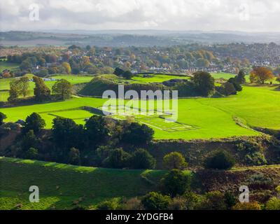 Allgemeiner Blick auf Old Sarum in Salisbury in Wiltshire an einem sonnigen Herbstnachmittag. Stockfoto