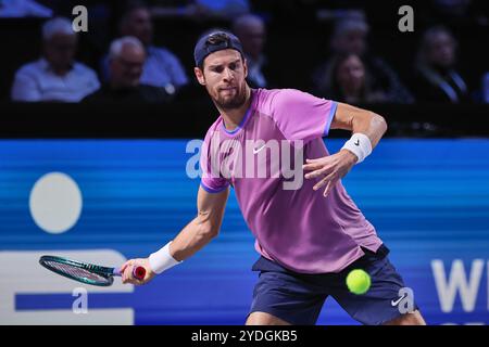 Wien, Wien, Österreich. Oktober 2024. Karen Khachanov, Rückkehr mit Vorhand während der ersten Bank Open - ATP500, Herren Tennis (Credit Image: © Mathias Schulz/ZUMA Press Wire) NUR REDAKTIONELLE VERWENDUNG! Nicht für kommerzielle ZWECKE! Stockfoto