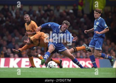 Leicester City gegen Wolverhampton Wanderers in der Filbert Street 1-0 2/9/95 Darren Ferguson und Scott Taylor Stockfoto