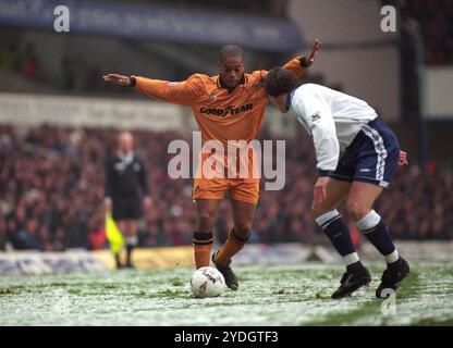 Wölfe-Fußballspieler Mark Rankine Tottenham Hotspur gegen Wolverhampton Wanderers beim White Hart Lane FA Cup 1/96 Stockfoto