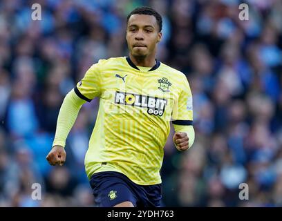 Manchester, Großbritannien. Oktober 2024. Cameron Archer aus Southampton während des Premier League-Spiels im Etihad Stadium in Manchester. Der Bildnachweis sollte lauten: Andrew Yates/Sportimage Credit: Sportimage Ltd/Alamy Live News Stockfoto