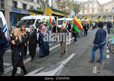 Glaubwürdige Mobilisierung versus les Bombardements Turcs Stockfoto