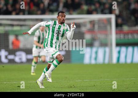 Budapest, Ungarn. Oktober 2024. Habib Maiga aus Ferencvaros wurde während des Spiels der UEFA Europa League zwischen Ferencvaros und Nizza in der Grupama Arena gesehen. Endpunktzahl; Ferencvaros 1:0 Nizza. (Foto: Grzegorz Wajda/SOPA Images/SIPA USA) Credit: SIPA USA/Alamy Live News Stockfoto