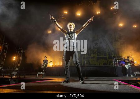 Leeds, England, 26. Oktober 2024. Sum 41, die das erste Date ihrer „Tour of the Setting“-letzten Tour in Großbritannien in der First Direct Arena in Leeds spielen. Quelle: Izzy Clayton/Alamy Live News Stockfoto