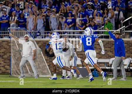 26. Oktober 2024: Roderick Daniels Jr. (13) bricht in der zweiten Halbzeit gegen die Duke Blue Devils im ACC Football Matchup im Wallace Wade Stadium in Durham (NC) aus. (Scott Kinser/CSM) Stockfoto