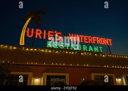 Uries Waterfront Restaurant Vintage Neonschild, Wildwood, New Jersey Stockfoto