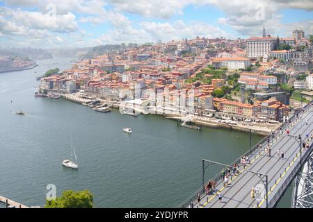 Wunderschöner Panoramablick auf die Stadt Porto Stockfoto
